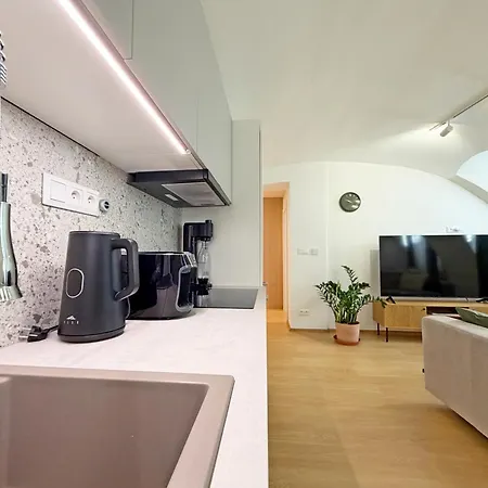 Athome Apartmán *